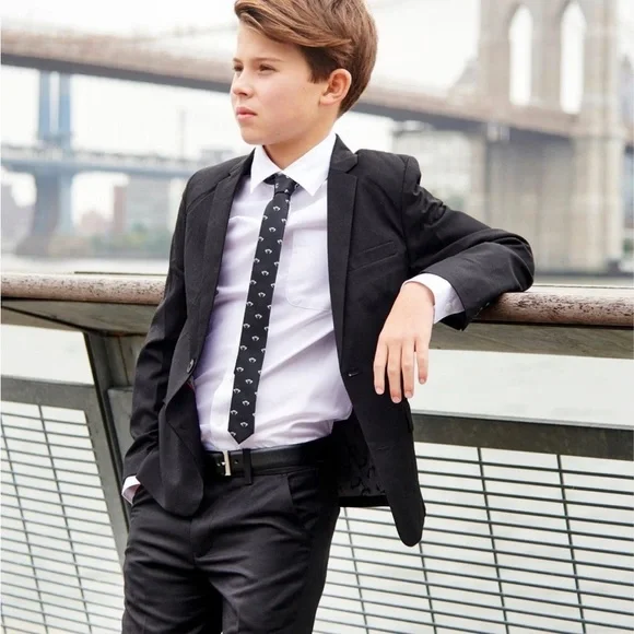 Black Kids Suit with Tie - Picture 3 of 4